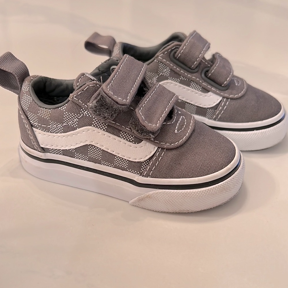 Toddler Old Skool Vans Size 4 Grey